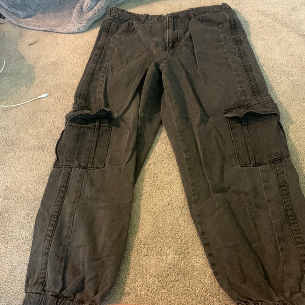 Black cargo jeans